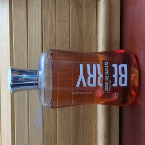 Discontinued Bath & Body Works Berry Shower Gel.